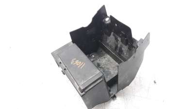 Recambio de moldura para kawasaki z 900 2016- z 900 referencia OEM IAM 132800880  