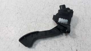 Recambio de potenciometro pedal para toyota avensis 2015-2018 1.8 16v cat referencia OEM IAM 7811005040  
