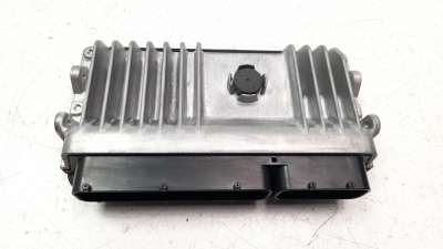 Recambio de centralita motor uce para toyota avensis 2015-2018 1.8 16v cat referencia OEM IAM 8966105F40  