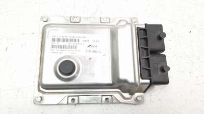 Recambio de centralita motor uce para fiat 500 2007-2016 referencia OEM IAM 52018615  