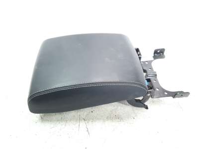 Recambio de apoyabrazos central para jaguar e-pace 2017- 2.0 diesel cat referencia OEM IAM J9C3045C74AC0QKW  