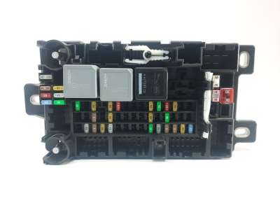 Recambio de caja reles / fusibles para jaguar e-pace 2017- 2.0 diesel cat referencia OEM IAM J9C314N030AB J9C314N030AB 