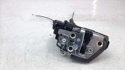 Recambio de cerradura puerta trasera derecha para toyota corolla (e21) 2019- referencia OEM IAM 6905002580  