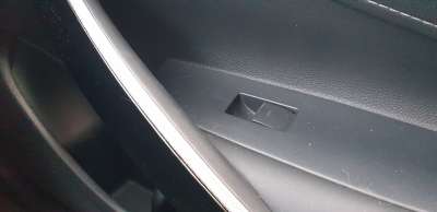 Recambio de mando elevalunas delantero derecho para toyota corolla (e21) 2019- referencia OEM IAM 8481002260  