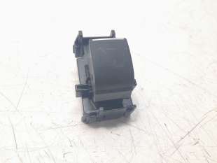 Recambio de mando elevalunas trasero derecho para toyota corolla (e21) 2019- referencia OEM IAM 8481002250  