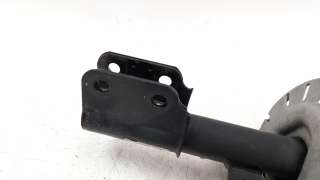 Recambio de amortiguador delantero izquierdo para peugeot 308 2007-2013 referencia OEM IAM 1628565380  