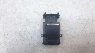 Recambio de mando elevalunas delantero derecho para toyota corolla (e21) 2019- referencia OEM IAM 8481002260  