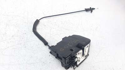 Recambio de cerradura puerta delantera derecha para iveco daily furgón 2014- 2.3 diesel referencia OEM IAM 5801352922  