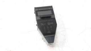 Recambio de pantalla multifuncion para toyota auris 2012-2019 1.4 turbodiesel cat referencia OEM IAM 8391002200  