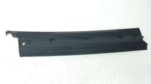Recambio de moldura para iveco daily furgón 2014- 2.3 diesel referencia OEM IAM 5801951120  