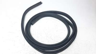 Recambio de gomas contorno puerta para iveco daily furgón 2014- 2.3 diesel referencia OEM IAM 504203320  