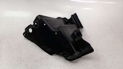 Recambio de moldura para toyota corolla (e21) 2019- referencia OEM IAM 5839802160  