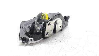 Recambio de cerradura puerta delantera izquierda para toyota yaris 2017- referencia OEM IAM 690400D520  