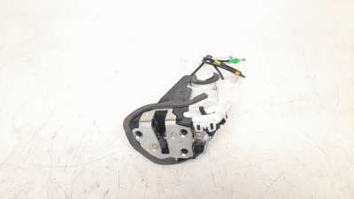Recambio de cerradura puerta trasera izquierda para toyota yaris 2017- referencia OEM IAM 690600D320  