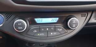 Recambio de mando climatizador para toyota yaris 2017- referencia OEM IAM 559000D800   2