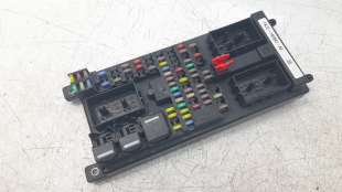 Recambio de caja reles / fusibles para land rover discovery sport 2014- 2.0 td4 cat referencia OEM IAM FK7214F041AE  