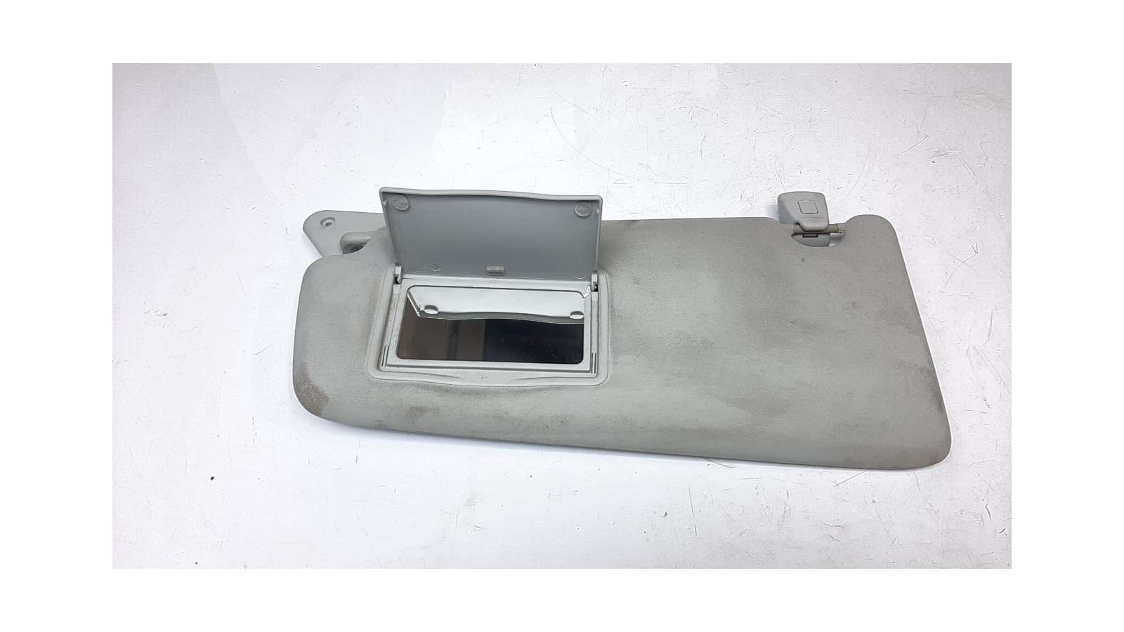 Recambio de parasol izquierdo para land rover discovery sport 2014- 2.0 td4 cat referencia OEM IAM FK7204101XXW   Recambio de parasol izquierdo para land rover discovery sport 2014- 2.0 td4 cat referencia OEM IAM FK7204101XXW