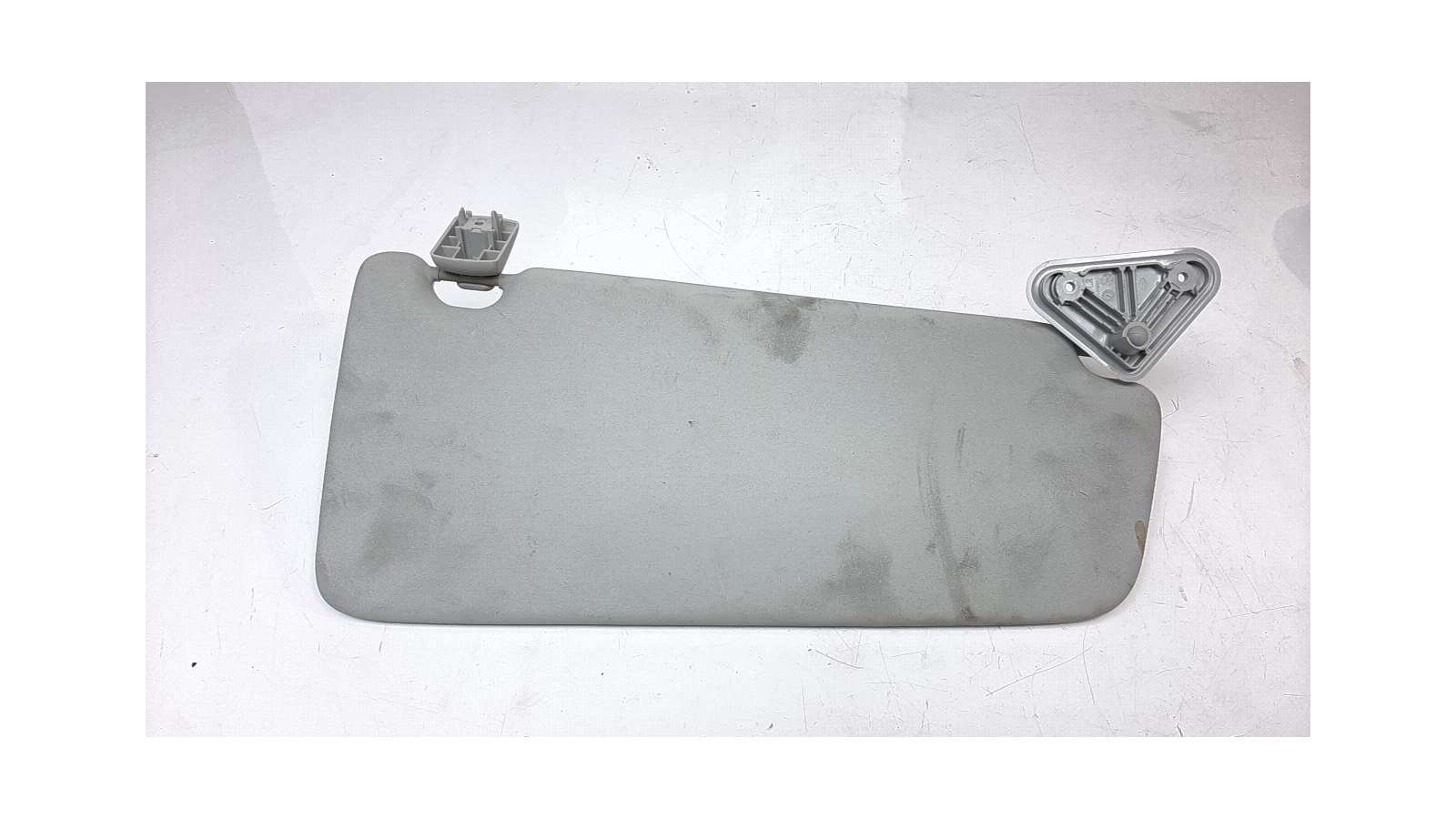 Recambio de parasol izquierdo para land rover discovery sport 2014- 2.0 td4 cat referencia OEM IAM FK7204101XXW   Recambio de parasol izquierdo para land rover discovery sport 2014- 2.0 td4 cat referencia OEM IAM FK7204101XXW