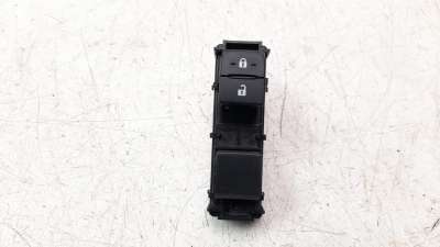 Recambio de mando elevalunas delantero derecho para lexus xe2 2019- is300h referencia OEM IAM 8481030180  