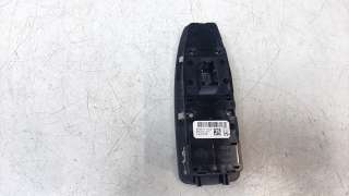 Recambio de mando elevalunas delantero izquierdo para bmw serie 3 lim. (f30) 2011-2015 318d referencia OEM IAM 9208111  
