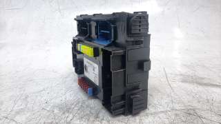 Recambio de caja reles / fusibles para jeep renegade 2014- 1.6 m-jet cat referencia OEM IAM 520780640  