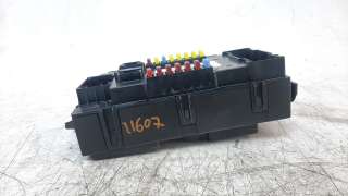 Recambio de caja reles / fusibles para jeep renegade 2014- 1.6 m-jet cat referencia OEM IAM 520780640  