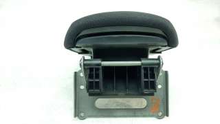 Recambio de apoyabrazos central para toyota corolla (e21) 2019- referencia OEM IAM 5890502E60C0  
