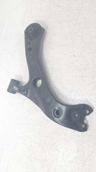 Recambio de brazo suspension inferior delantero izquierdo para toyota corolla (e21) 2019- referencia OEM IAM 8522102411   2