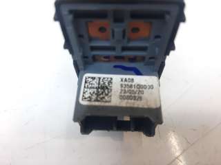 Recambio de mando elevalunas trasero derecho para hyundai bayon 2023-2023 bayon referencia OEM IAM 93581Q0000 93581Q0000 