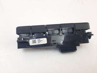 Recambio de mando multifuncion para hyundai bayon 2023-2023 bayon referencia OEM IAM 93300Q0160 93300Q0160 