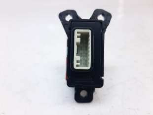 Recambio de warning para hyundai bayon 2023-2023 bayon referencia OEM IAM 93790Q0000DX5 93790Q0000DX5  2
