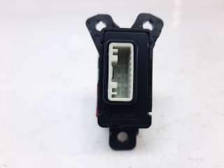 Recambio de warning para hyundai bayon 2023-2023 bayon referencia OEM IAM 93790Q0000DX5 93790Q0000DX5 
