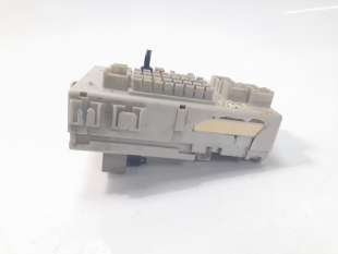 Recambio de caja reles / fusibles para toyota land cruiser (j12) 2002-2009 3.0 turbodiesel referencia OEM IAM 8274135110   2