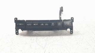 Recambio de mando climatizador para toyota land cruiser (j12) 2002-2009 3.0 turbodiesel referencia OEM IAM 8865060611  