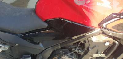 Recambio de moldura para honda cb 500f 2016- referencia OEM IAM 83520MKPJ00  