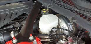 Recambio de bomba freno para ford mustang 2014- convertible gt referencia OEM IAM FR3C2A032BB  