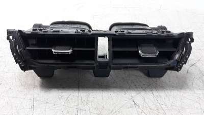 Recambio de rejilla aireadora para toyota corolla (e21) 2019- referencia OEM IAM 5567002830 5567002840 