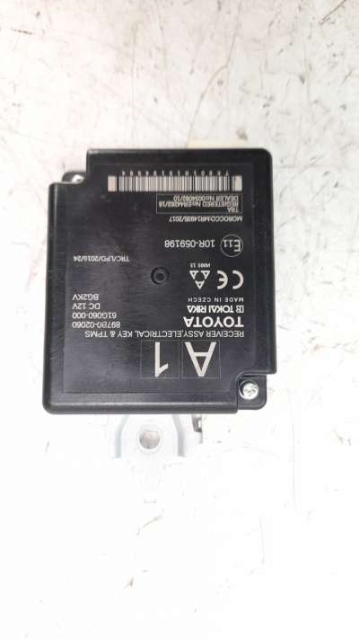 Recambio de centralita motor uce para toyota corolla (e21) 2019- referencia OEM IAM 61G060000  