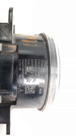 Recambio de faro antiniebla izquierdo para peugeot 2008 (p1) 2019- allure referencia OEM IAM 9826960480  