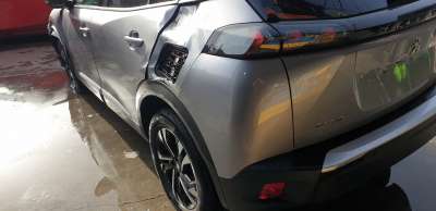 Recambio de puntera paragolpes trasera izquierda para peugeot 2008 (p1) 2019- allure referencia OEM IAM 982729811T  