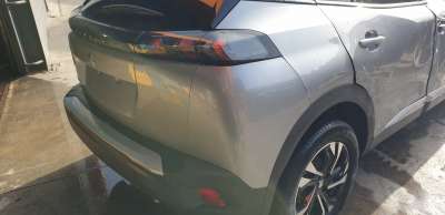 Recambio de puntera paragolpes trasera derecha para peugeot 2008 (p1) 2019- allure referencia OEM IAM 982729801T  