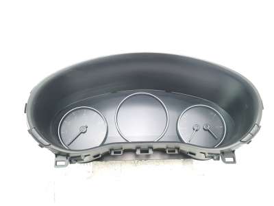 Recambio de cuadro instrumentos para mazda 3 berlina (bp) 2019- referencia OEM IAM DFR755430A  