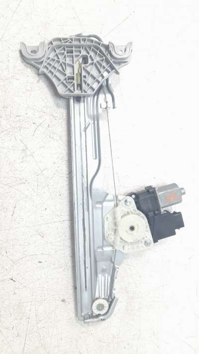 Recambio de elevalunas delantero izquierdo para hyundai kona 2017- 1.0 tgdi cat referencia OEM IAM 82403J9010  82403J9000