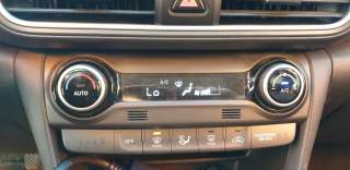 Recambio de mando climatizador para hyundai kona 2017- 1.0 tgdi cat referencia OEM IAM 97250J9371  