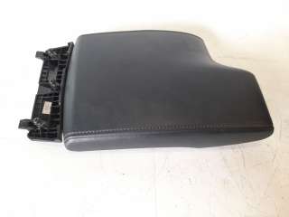 Recambio de apoyabrazos central para toyota hilux vii 2016-2020 2.4 d referencia OEM IAM 55437KK040  