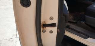 Recambio de cerradura puerta delantera izquierda para toyota hilux vii 2016-2020 2.4 d referencia OEM IAM 6904002450  