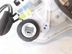 Recambio de cerradura puerta trasera izquierda para toyota hilux vii 2016-2020 2.4 d referencia OEM IAM 690600K090   2
