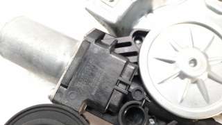 Recambio de elevalunas delantero derecho para toyota hilux vii 2016-2020 2.4 d referencia OEM IAM 857100K180  