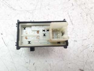 Recambio de mando elevalunas trasero derecho para toyota hilux vii 2016-2020 2.4 d referencia OEM IAM 848100K080   2