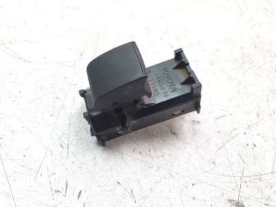 Recambio de mando elevalunas trasero izquierdo para toyota hilux vii 2016-2020 2.4 d referencia OEM IAM 848100K080  